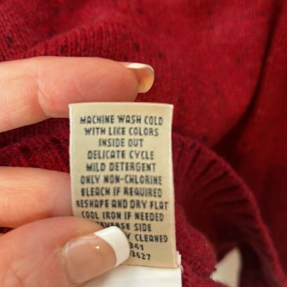 L.L.Bean Red Wool blend Mock Neck Speckled Sweater. Size Small. - Picture 9 of 10